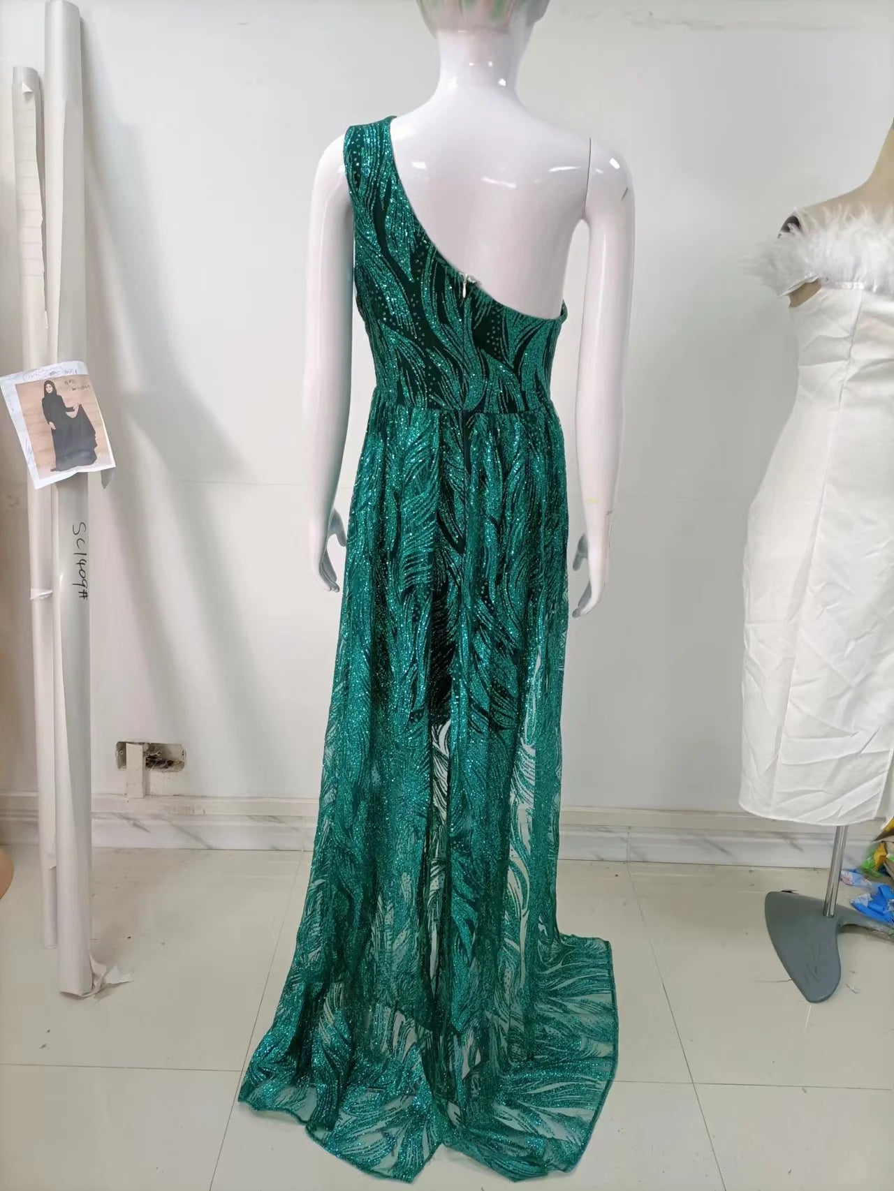 2022 Fashion Spring and Summer New Women's Dress Oblique Shoulder Split Long Dress Toastmasters Dress Sequin Sling Evening Dress